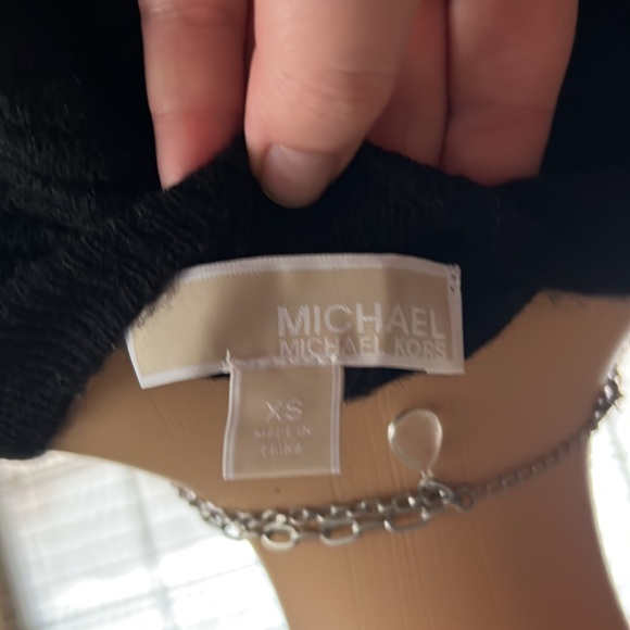 Like New Black Michael Kors Pull-Over Sweater - Picture 5 of 5
